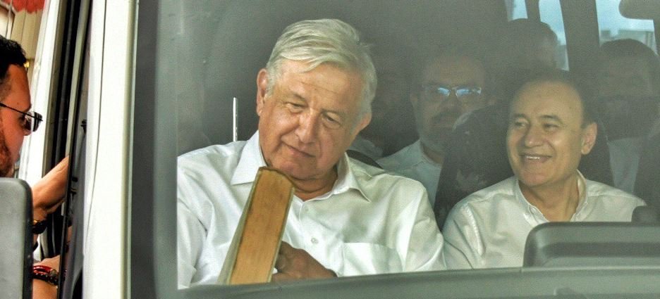 AMLO supervisa modernización de puertos fronterizos en Sonora