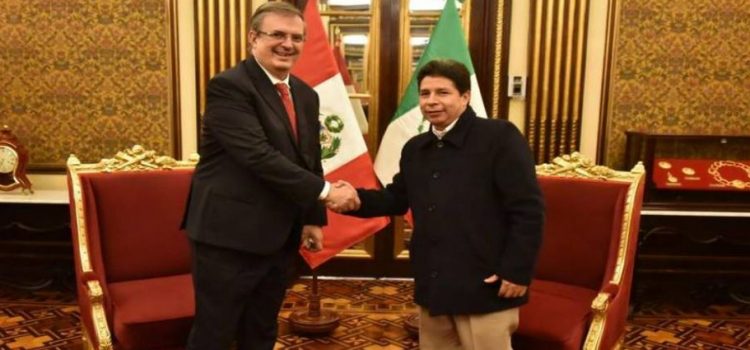 Marcelo Ebrard se reúne con el presidente Pedro Castillo en Perú