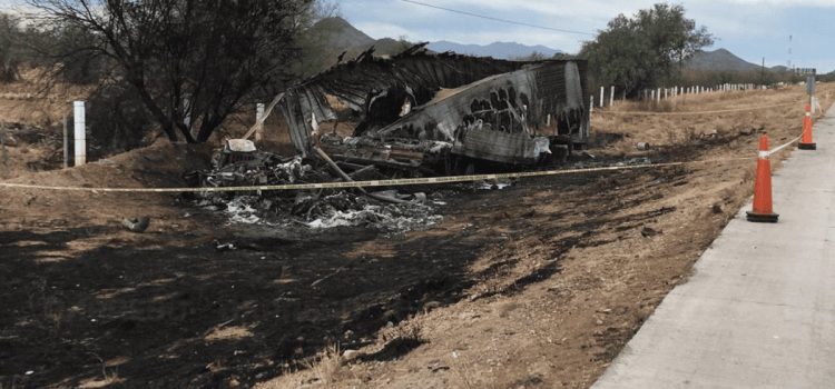 Muere hombre calcinado tras accidente en la carretera Hermosillo-Guaymas