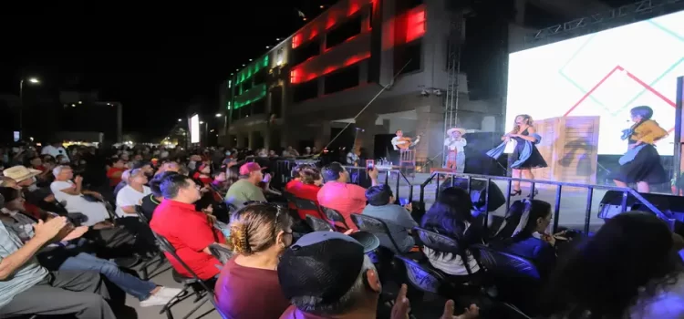 Policía Municipal mantendrá vigilancia en centro histórico de Hermosillo durante fiestas patrias