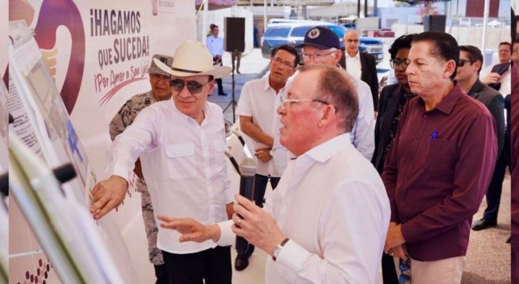 Alfonso Durazo y Ken Salazar supervisan avances en la garita fronteriza de Sonora