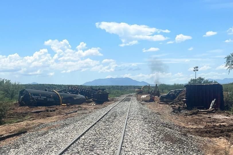 Temen catástrofe ambiental en Sonora y Arizona por derrame tóxico de tren